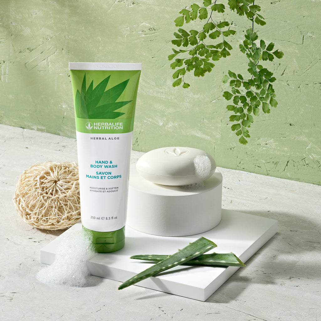 Herbal Aloe Hand Body
Wash